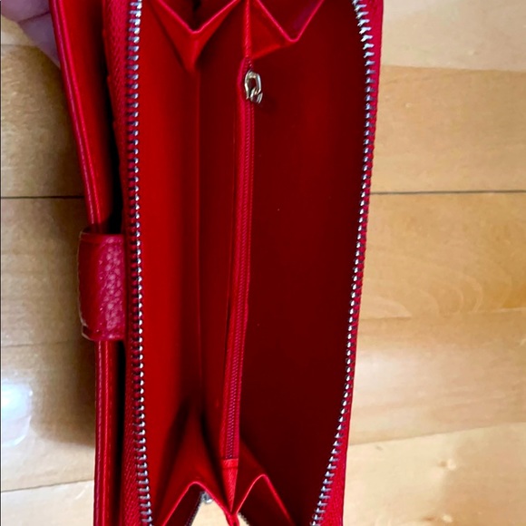 Coveri World Red Wallet - Picture 3 of 4